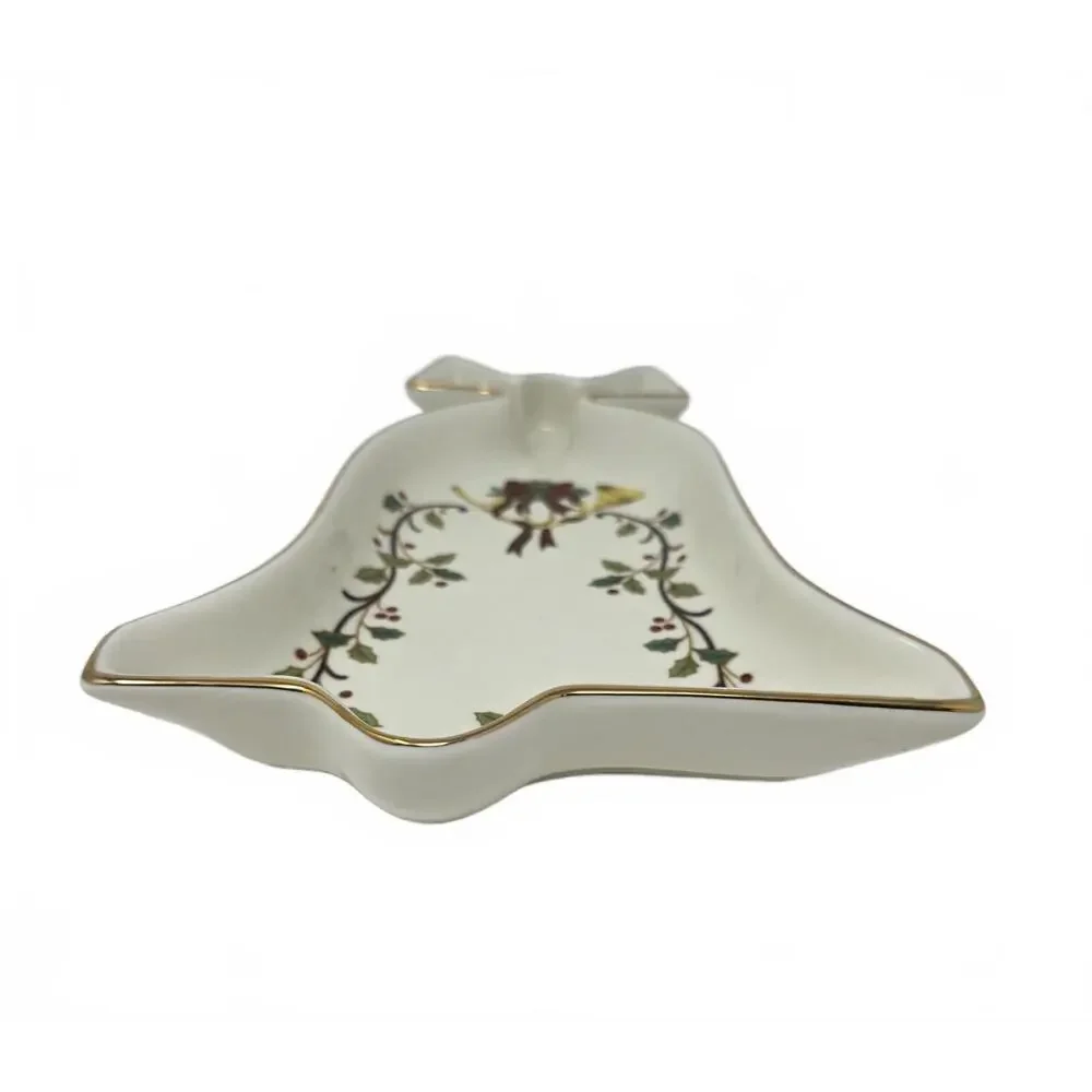 Mikasa Holiday Elegance Christmas Bell Dish Holly Gold Trim Serving Tray